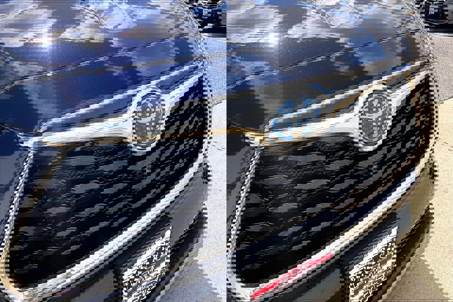 Used 2023 Toyota Highlander Platinum image 36