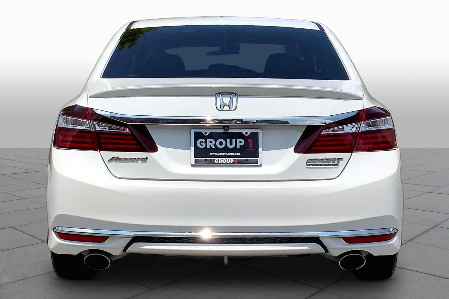 Used 2017 Honda Accord Sport Special Edition image 5