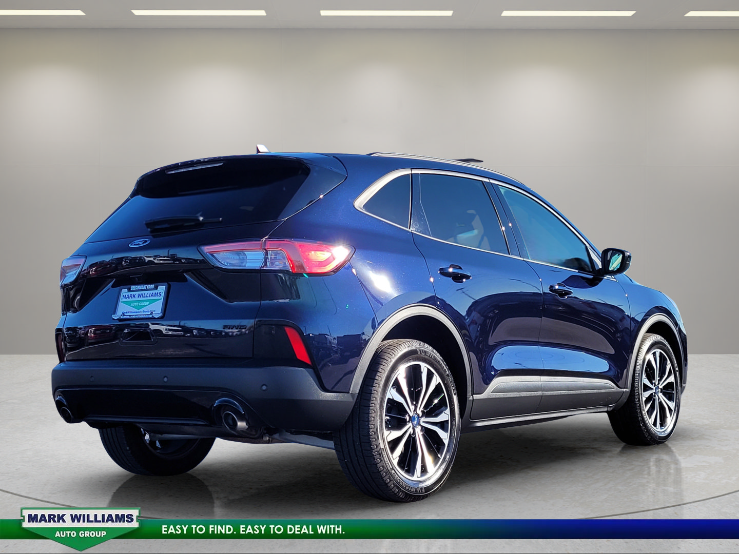 Certified 2021 Ford Escape SEL w/ SEL Stealth AWD Package image 4