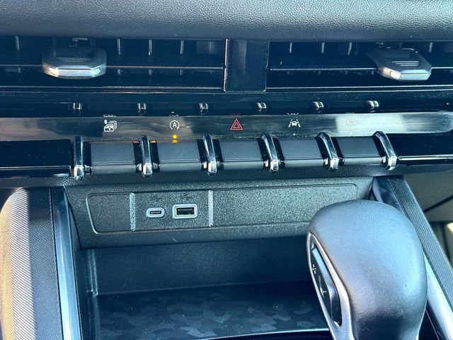 Used 2025 GMC Canyon Elevation w/ Convenience Package image 19