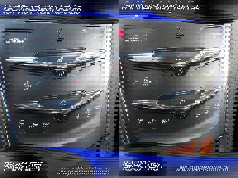 Used 2013 Lincoln MKS AWD image 19