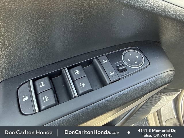 Used 2025 Kia Soul LX image 12