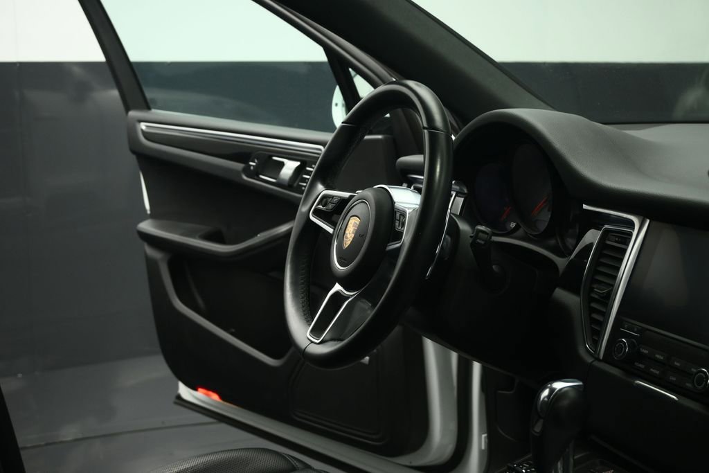 Used 2017 Porsche Macan S AWD/4WD image 63