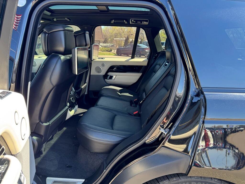 Used 2018 Land Rover Range Rover Supercharged image 28