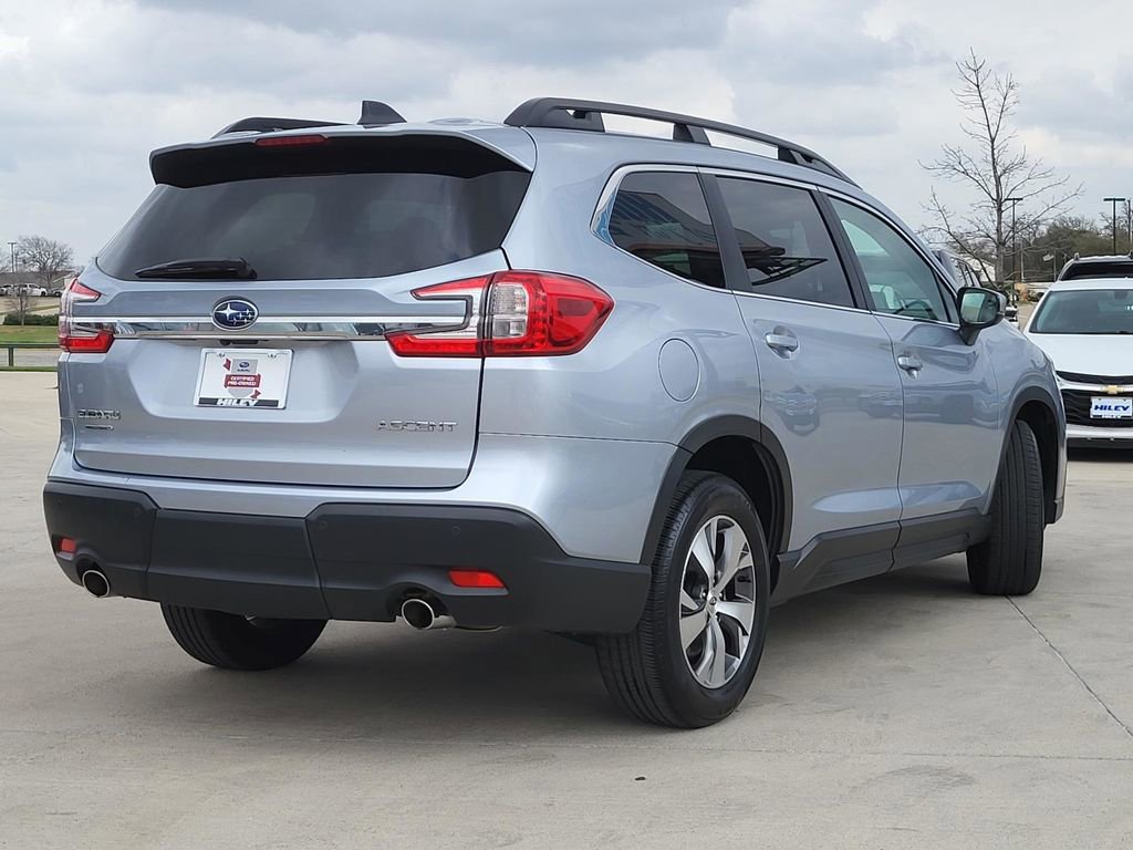 Certified 2025 Subaru Ascent Premium image 4