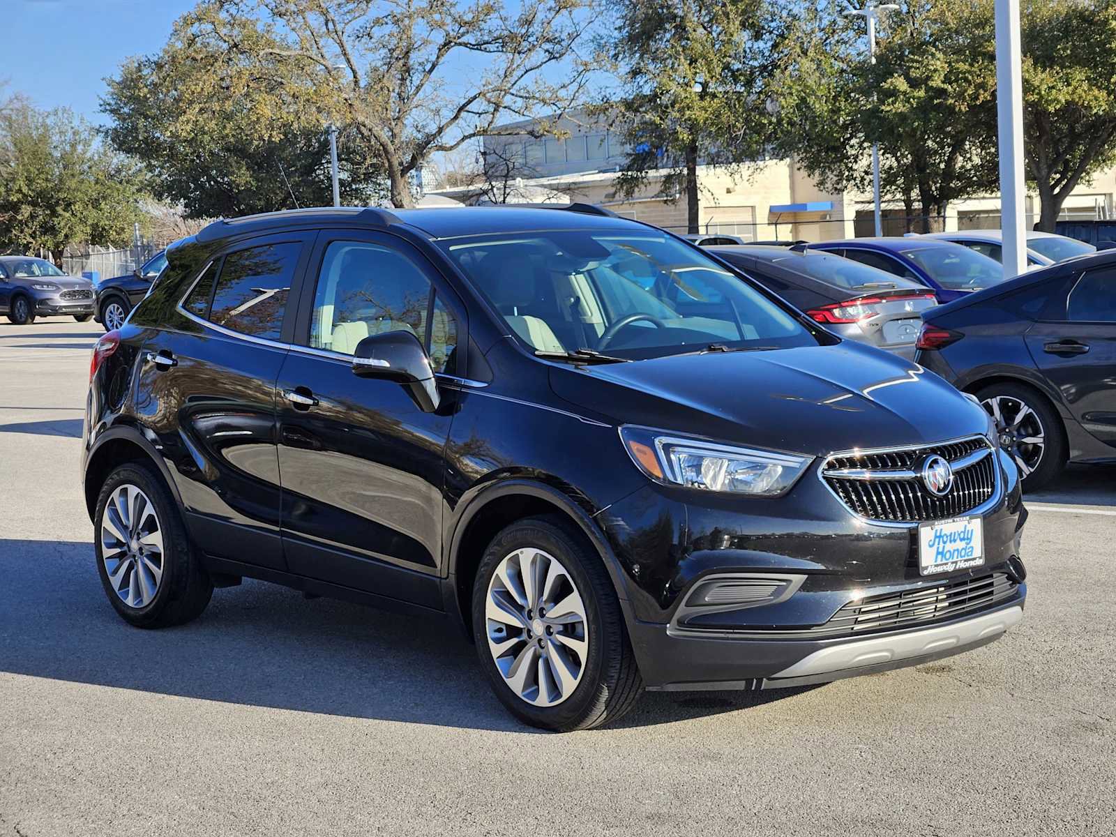 Used 2019 Buick Encore Preferred w/ Safety Package image 3