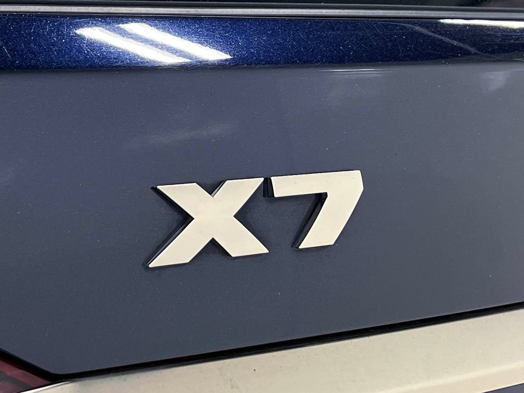 Used 2022 BMW X7 M50i w/ Cold Weather Package AWD/4WD image 45