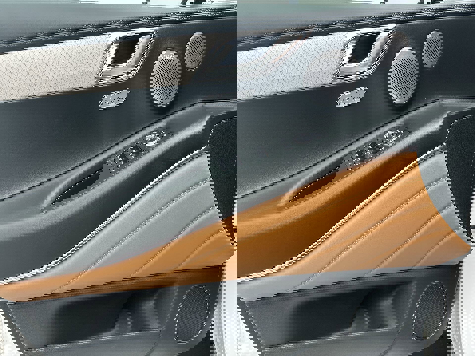 Certified 2026 Genesis GV80 3.5T Advanced image 13