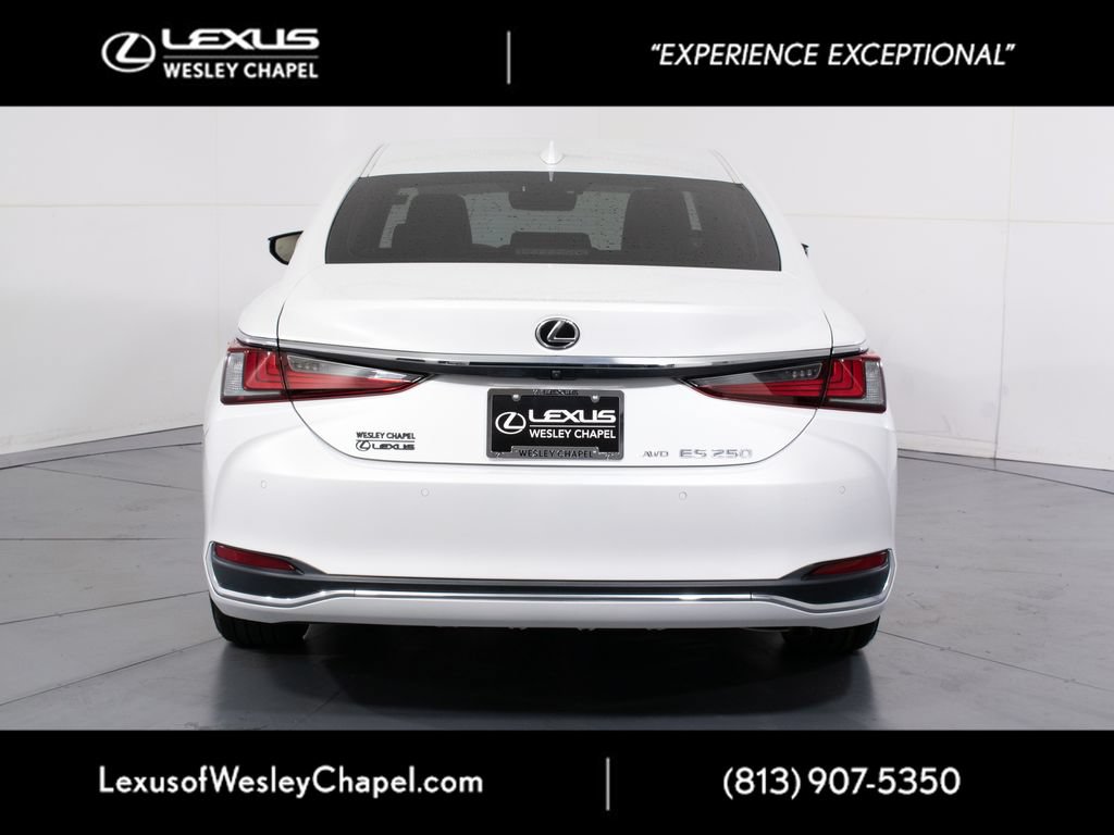 Used 2023 Lexus ES 250 w/ Premium Package AWD/4WD image 5