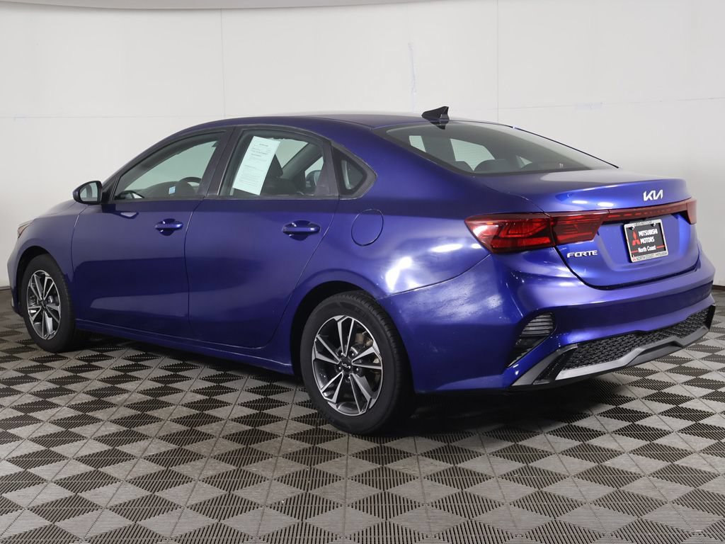 Used 2023 Kia Forte LXS FWD image 7