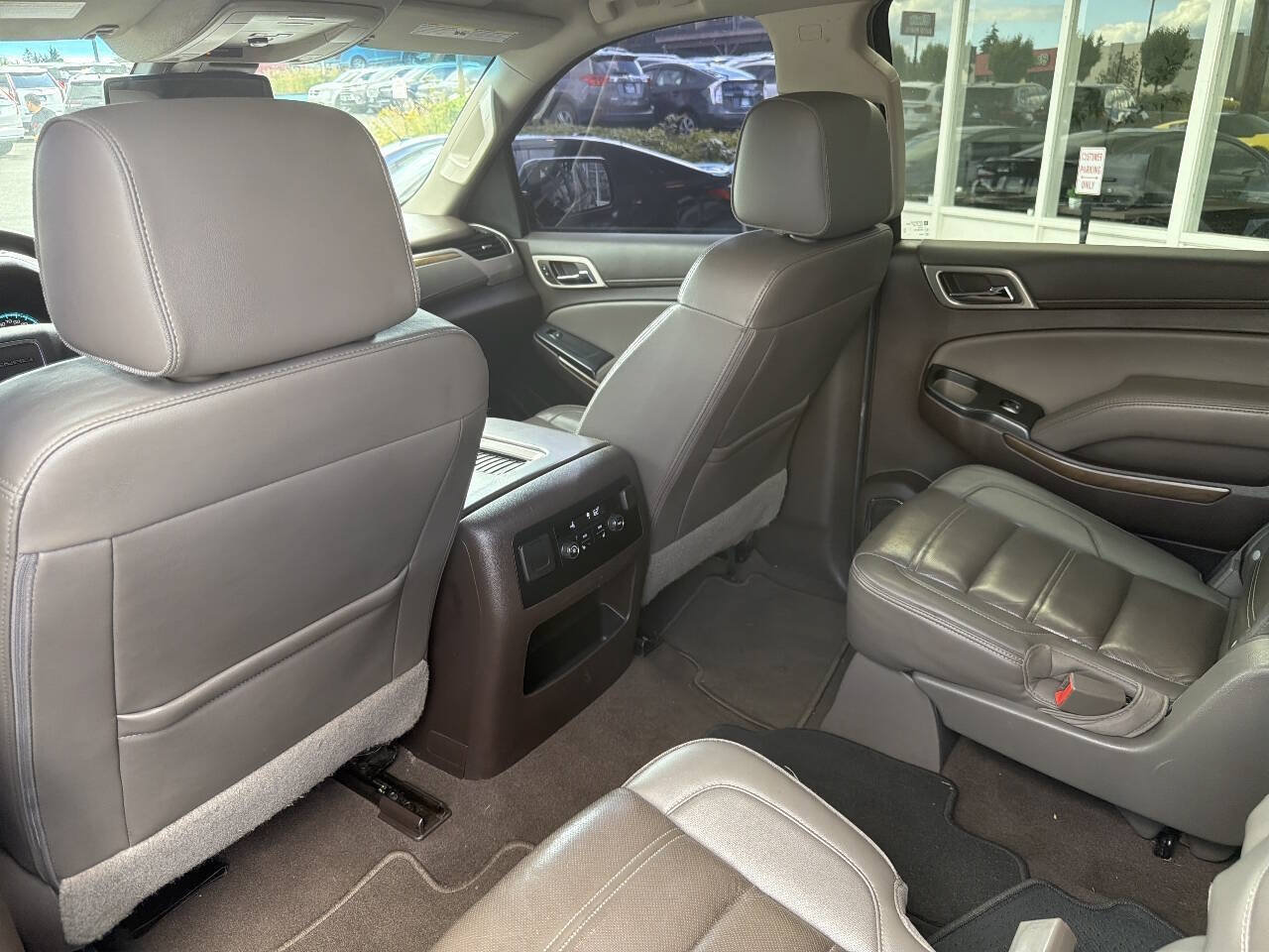 Used 2020 GMC Yukon XL Denali RWD image 32
