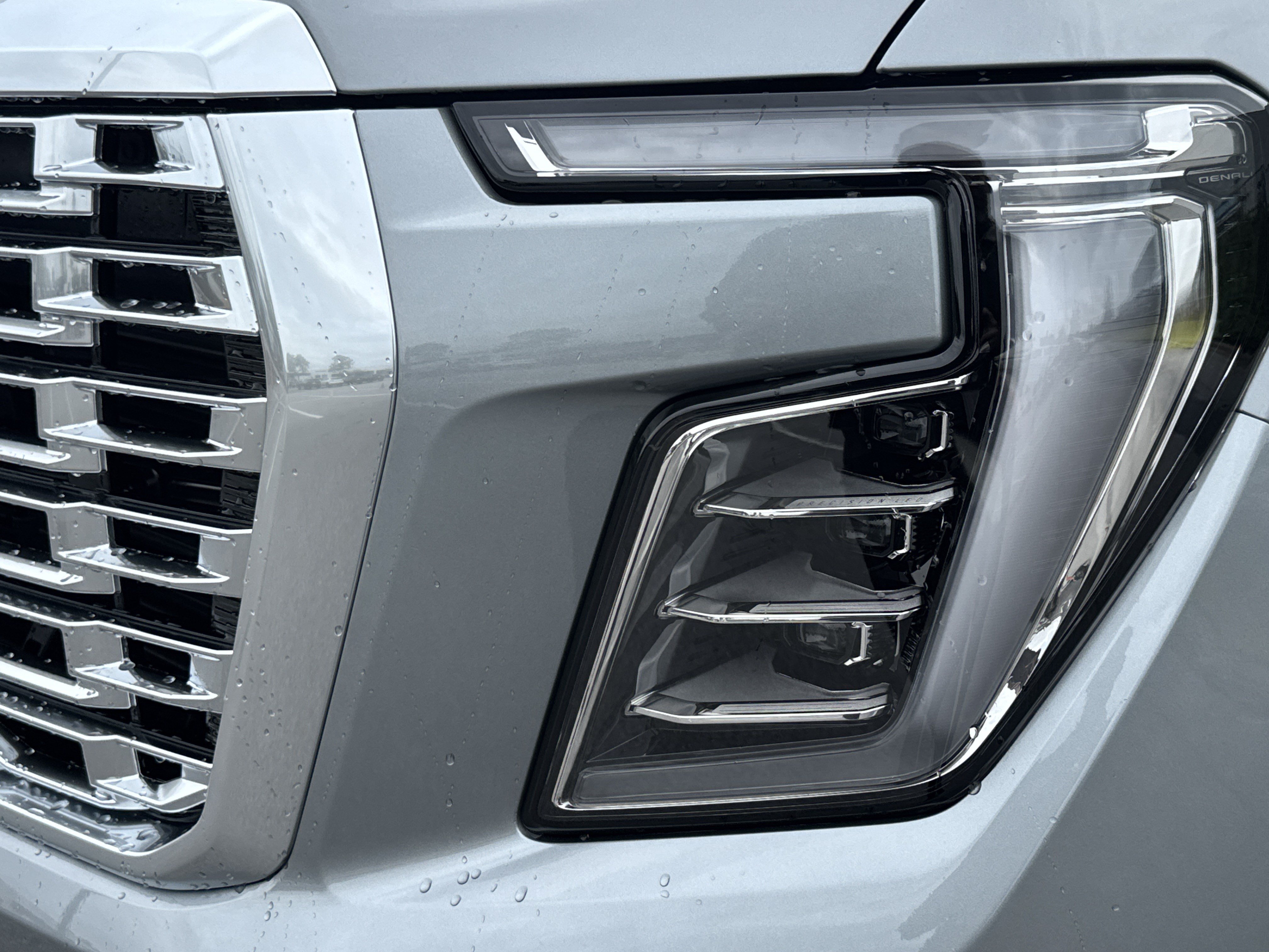 New 2026 GMC Yukon Denali w/ Sun & Power Step Package AWD/4WD image 6