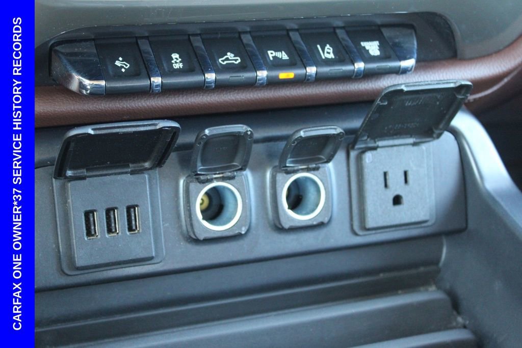 Used 2015 Chevrolet Silverado 2500 High Country w/ Duramax Plus Package image 40