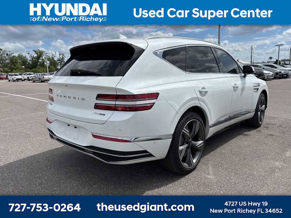 Used 2025 Genesis GV80 3.5T Prestige image 3