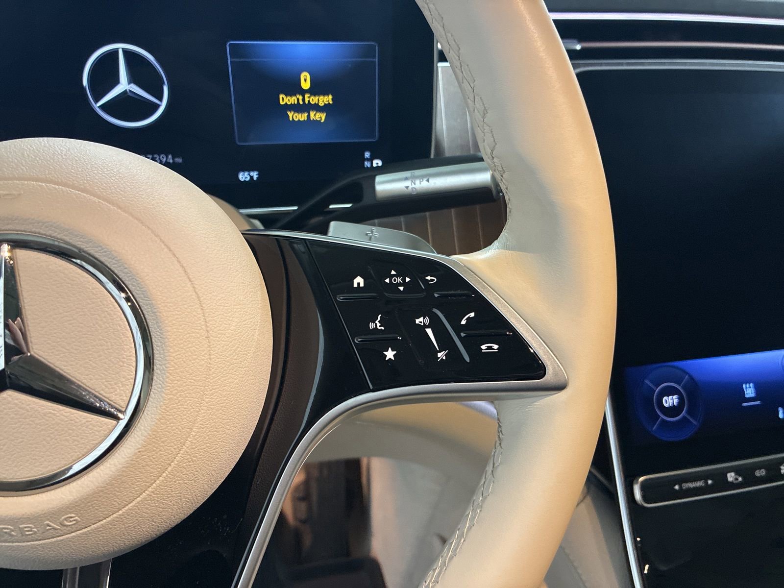 Used 2023 Mercedes-Benz EQS 450+ 4MATIC SUV image 18