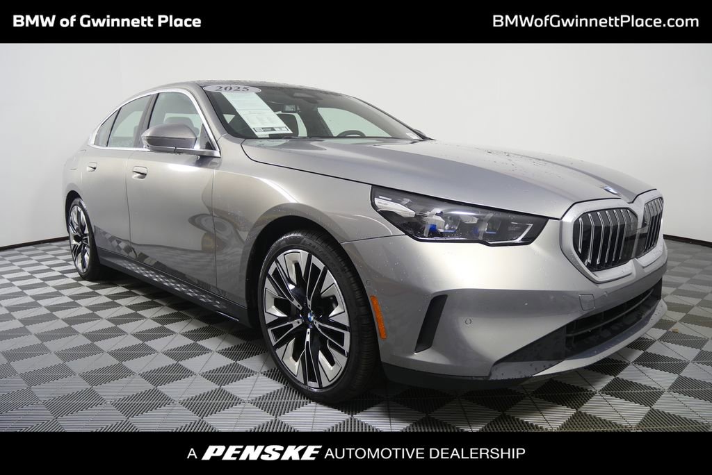 Used 2025 BMW 530i 530i image 1
