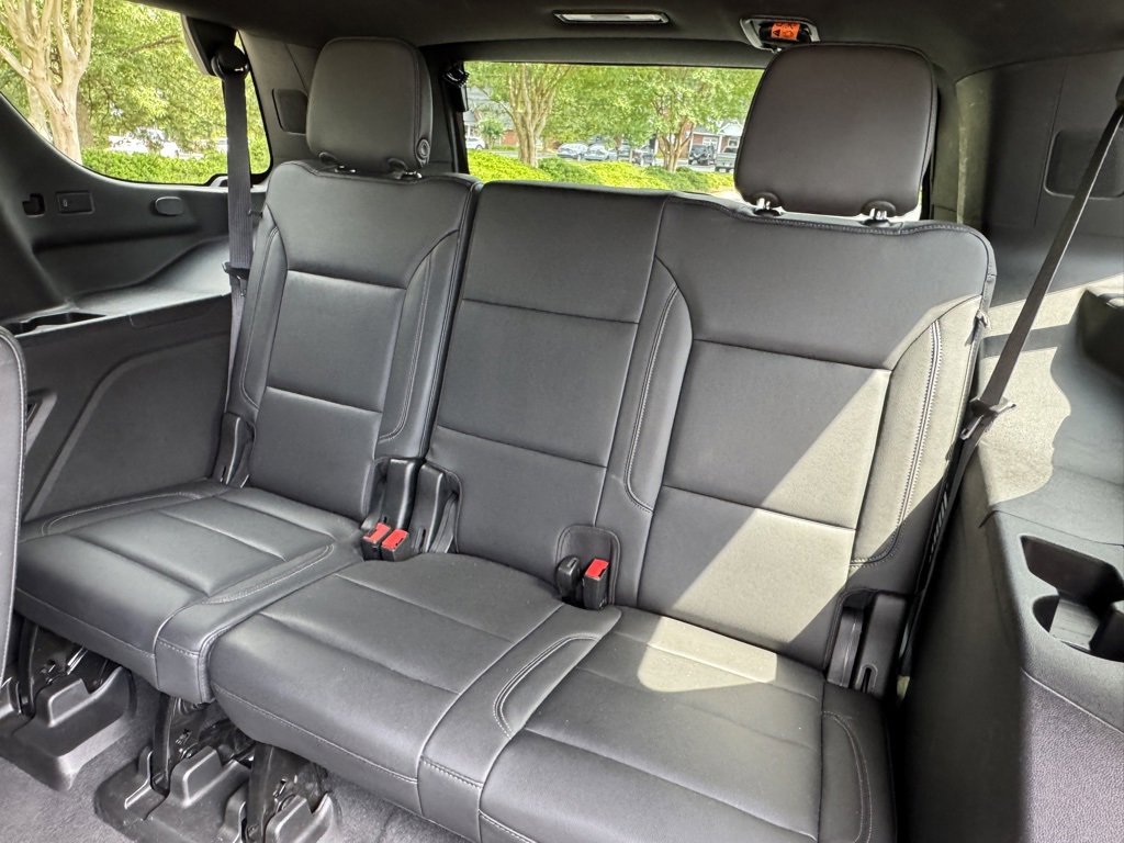 Used 2021 Chevrolet Tahoe Z71 w/ Z71 Signature Package image 18