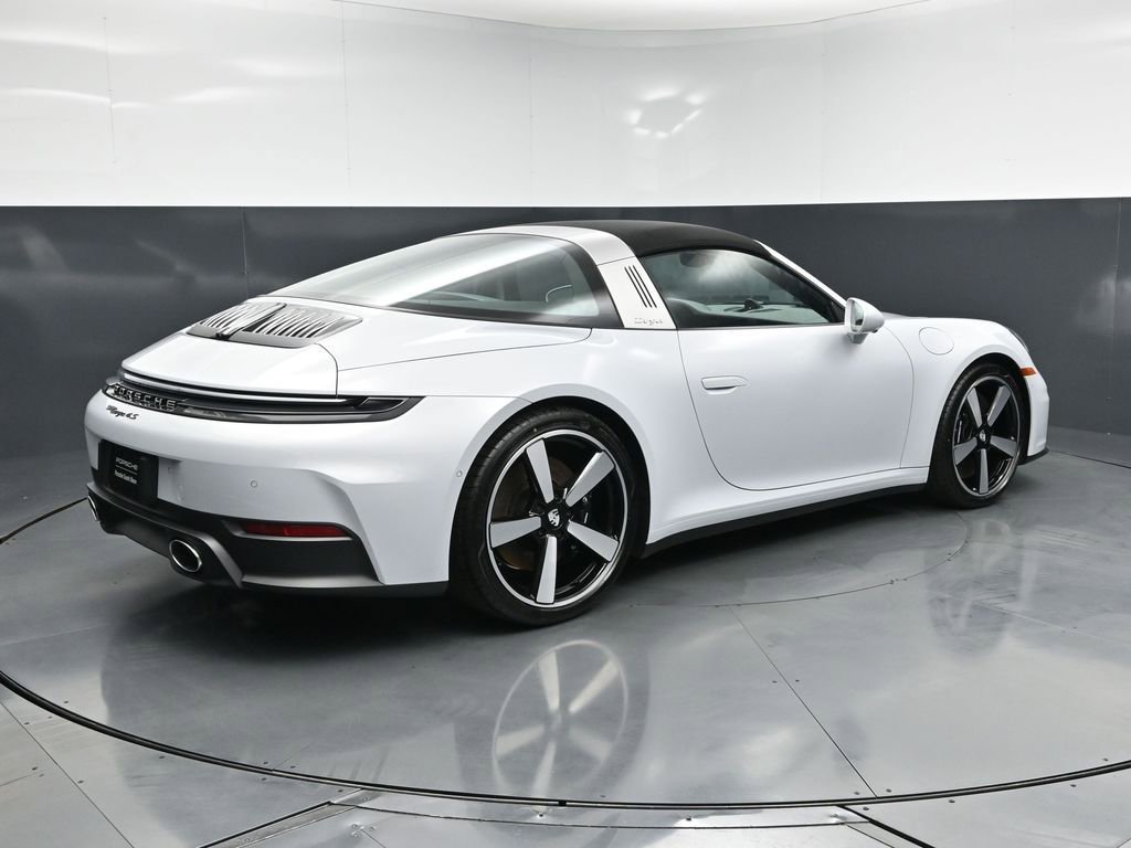 Certified 2026 Porsche 911 Targa 4S AWD/4WD image 11