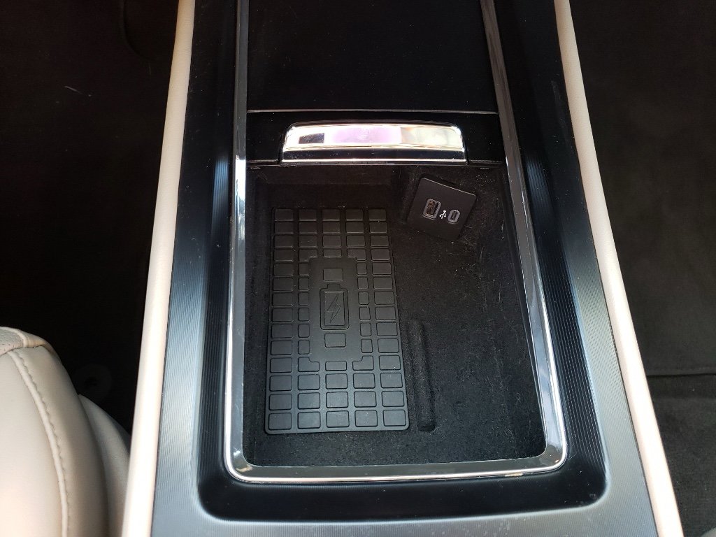 Used 2023 Lincoln Corsair AWD w/ Equipment Group 101A image 11