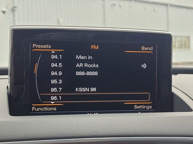 Used 2018 Audi Q3 2.0T Premium Plus w/ Premium Plus Package AWD/4WD image 19