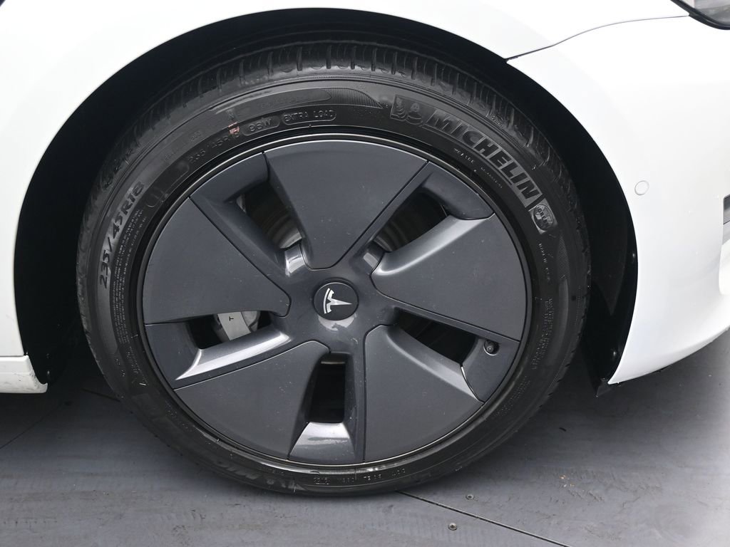 Used 2022 Tesla Model 3 image 32