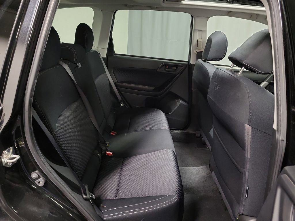 Used 2018 Subaru Forester 2.5i Premium w/ All-Weather Package image 26