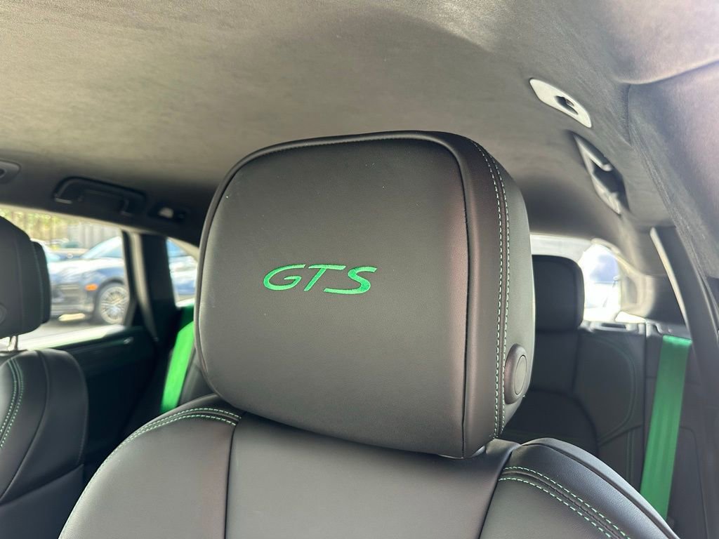 Certified 2026 Porsche Macan GTS image 24