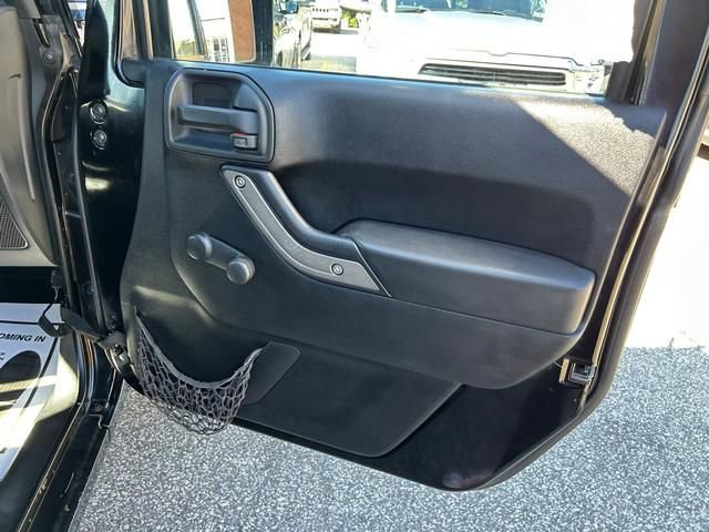 Used 2012 Jeep Wrangler Sport image 27