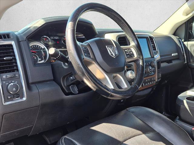 Used 2017 RAM 1500 Laramie w/ Convenience Group AWD/4WD image 10
