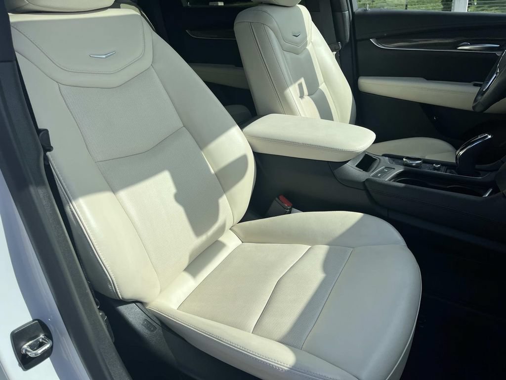 Certified 2023 Cadillac XT5 Sportv w/ Technology Package AWD/4WD image 28