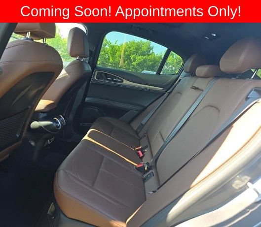Used 2024 Alfa Romeo Stelvio Ti AWD/4WD image 4