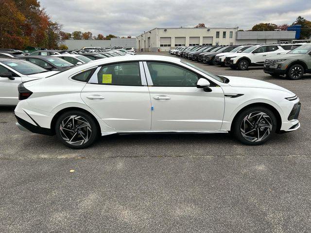 New 2026 Hyundai Sonata SEL image 2