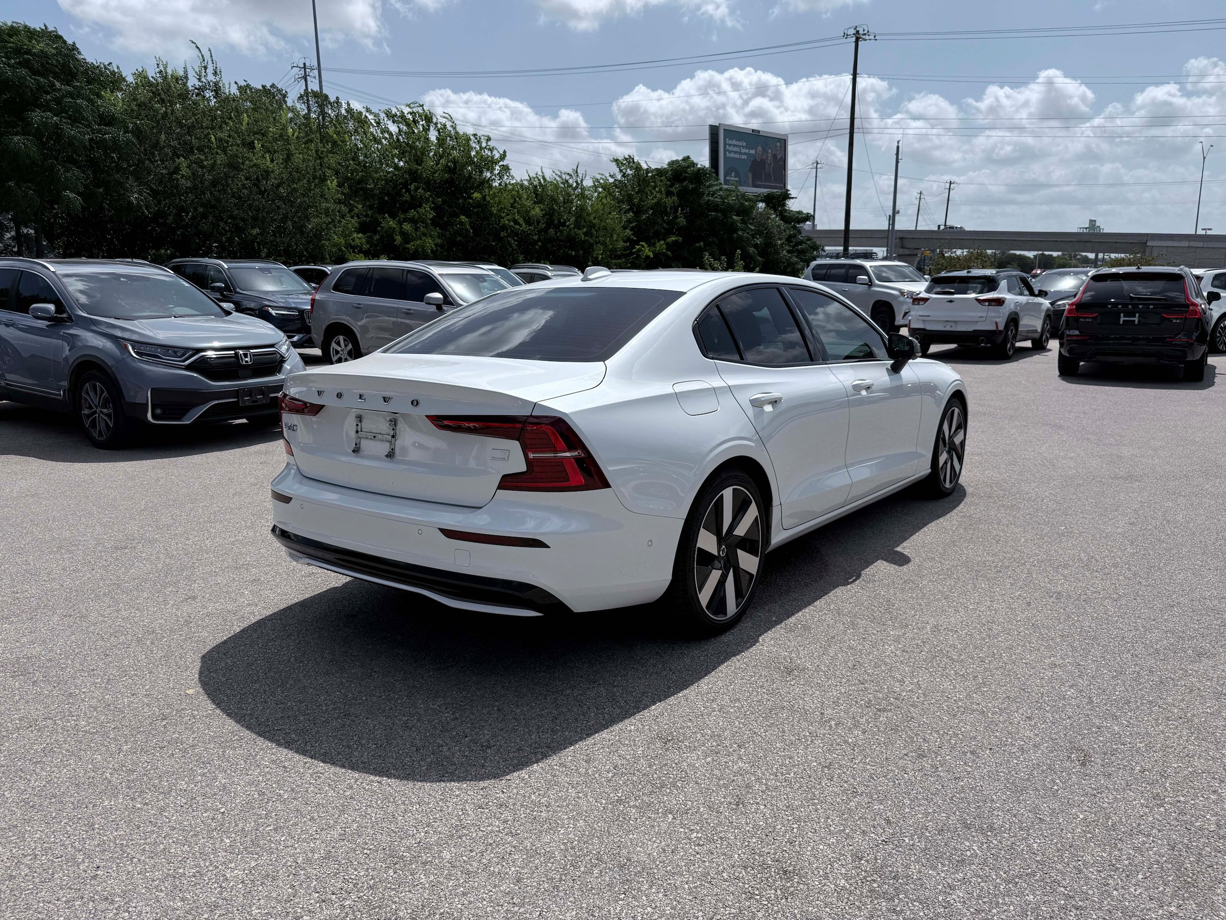 Certified 2024 Volvo S60 T8 Plus w/ Climate Package AWD/4WD image 5