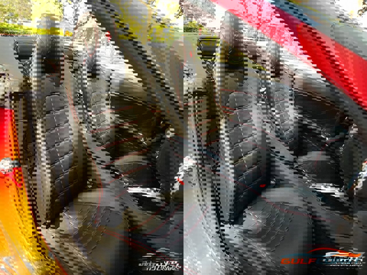 Used 2015 Ferrari California T image 36