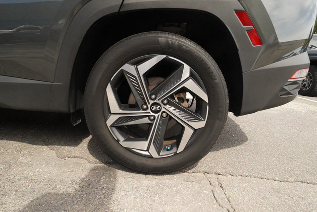 Used 2024 Hyundai Tucson SEL AWD/4WD image 34