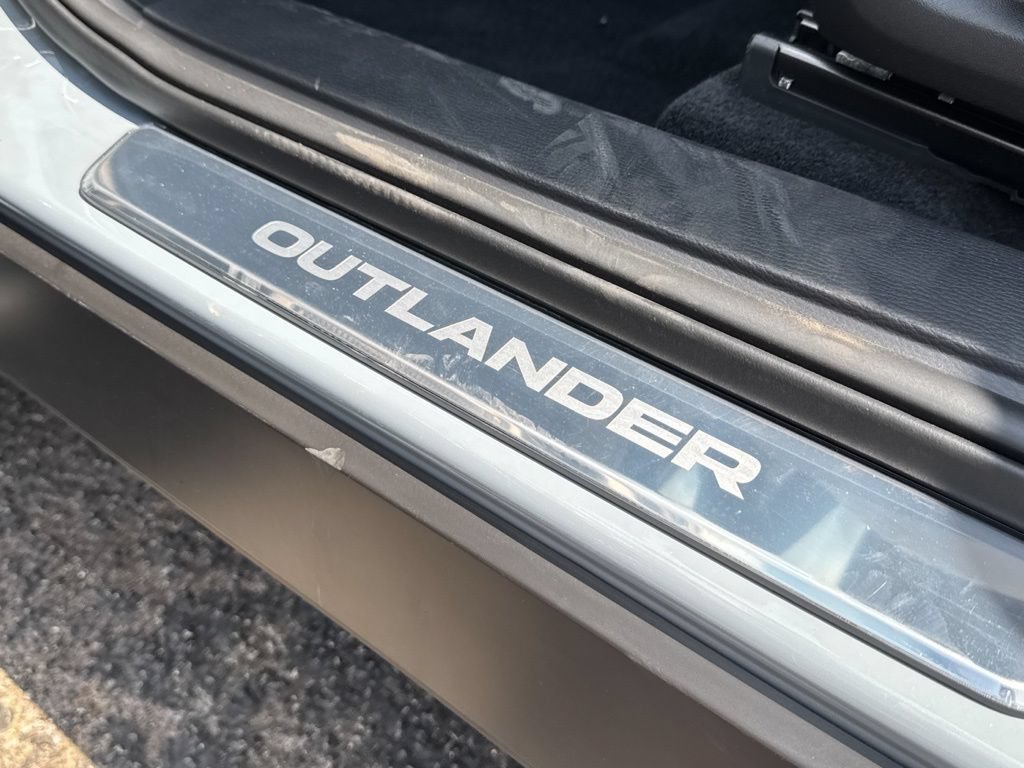 New 2026 Mitsubishi Outlander SEL AWD/4WD image 25