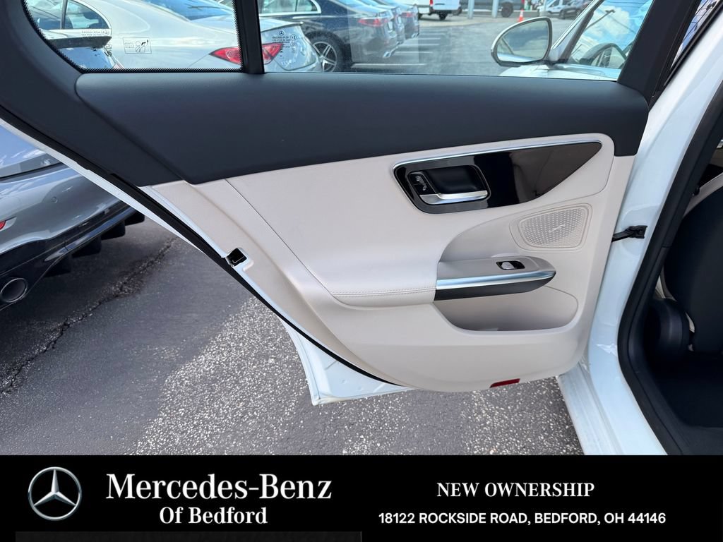 New 2026 Mercedes-Benz C 300 4MATIC Sedan image 17