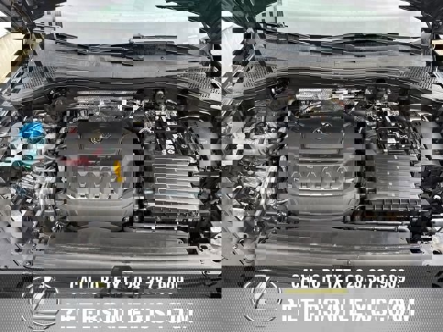 Used 2022 Volkswagen Tiguan SE R-Line image 9