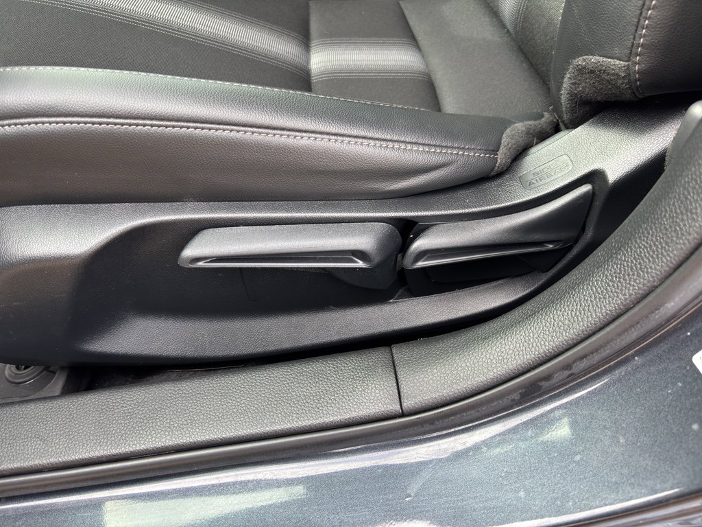 Used 2025 Honda Civic Sport image 38