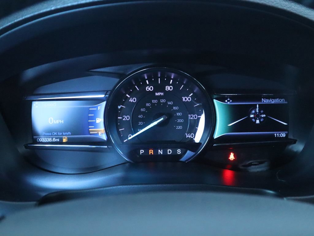 Used 2019 Ford Explorer XLT w/ Equipment Group 202A image 34