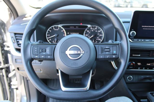 Used 2023 Nissan Rogue SV FWD image 18