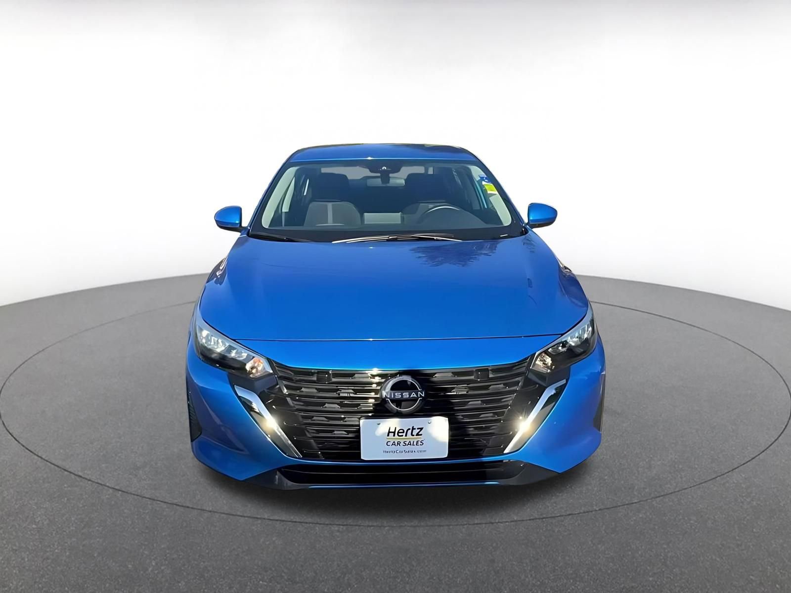 Used 2025 Nissan Sentra SV FWD image 4