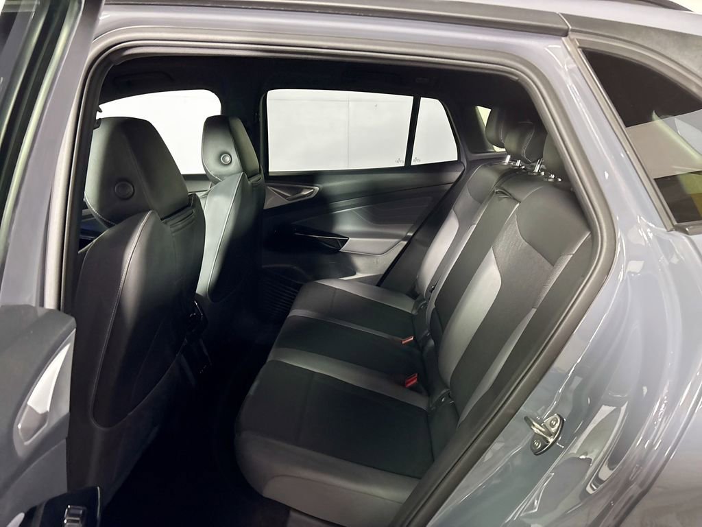 Certified 2023 Volkswagen ID.4 Pro S AWD/4WD image 21
