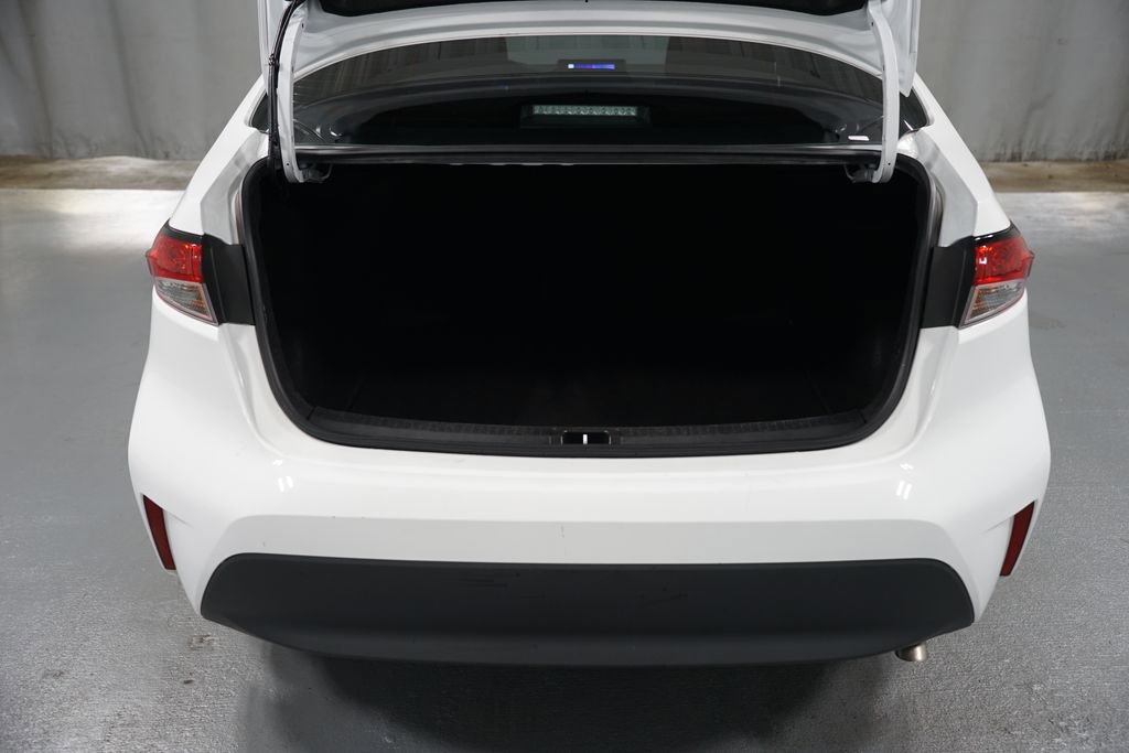 Certified 2024 Toyota Corolla LE image 31