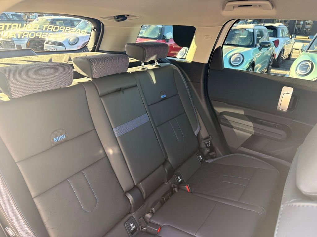 Used 2025 MINI Cooper Countryman S w/ Comfort Package Max image 20