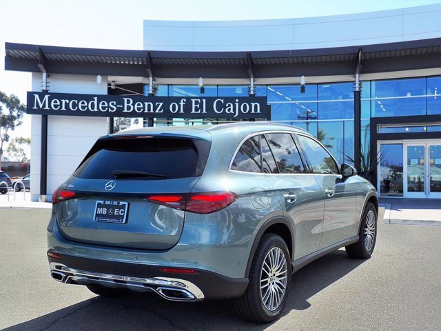 New 2026 Mercedes-Benz GLC 300 image 3
