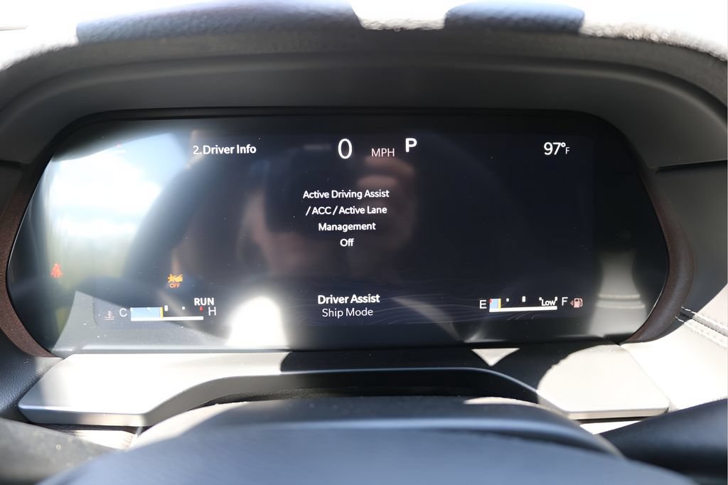 New 2027 Jeep Grand Cherokee Altitude AWD/4WD image 27
