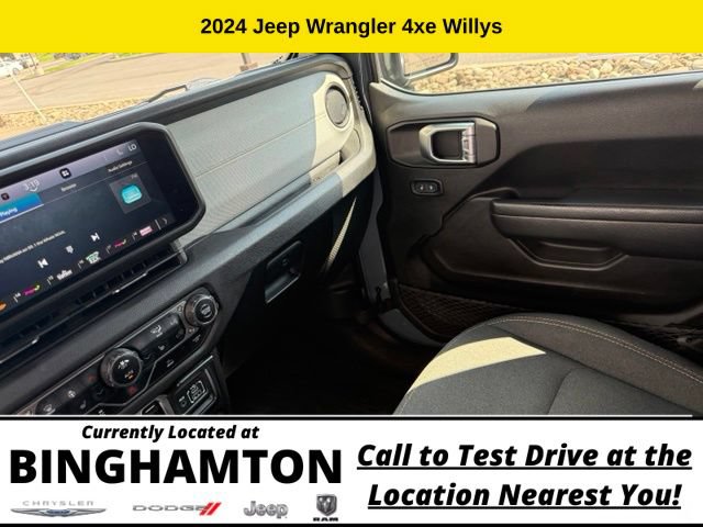Used 2024 Jeep Wrangler Unlimited AWD/4WD image 17