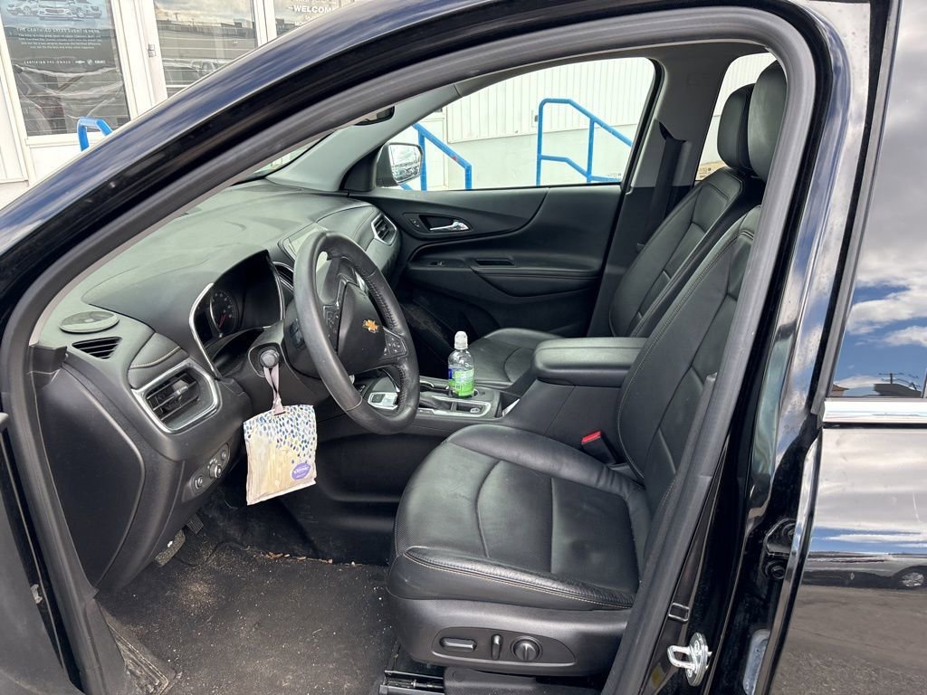 Used 2018 Chevrolet Equinox Premier AWD/4WD image 12