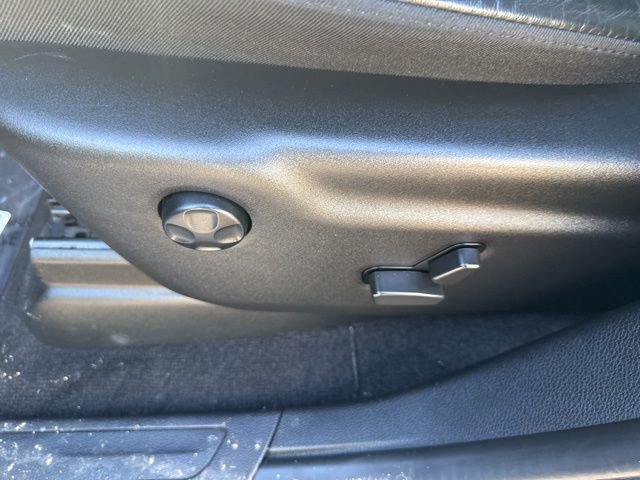 Certified 2022 Jeep Grand Cherokee Laredo X image 16